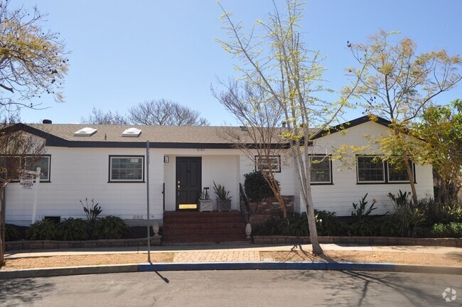 Building Photo - Serra Mesa  SFH Detached “4BR/2.5BA + offi... Rental