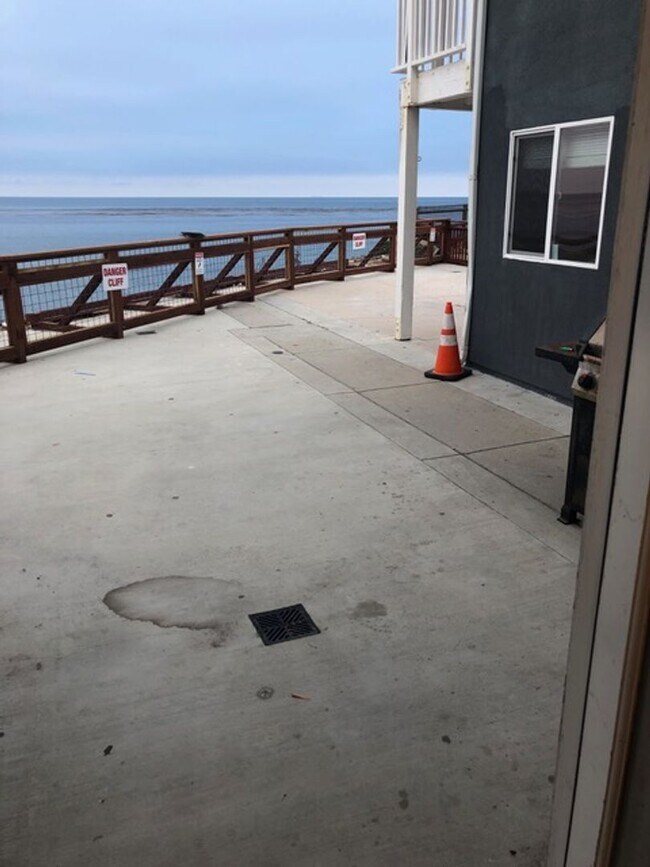 Photo - 6707 Del Playa Dr Unit 1