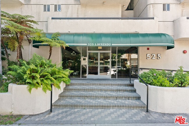 Photo - 525 S Berendo St Condo Unit 206