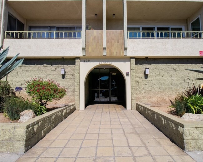 Photo - 420 Redondo Ave