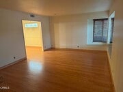 Photo - 6237 Hunter St