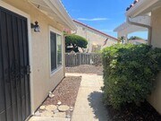 Photo - 2+bd/1ba Single Story Duplex Minutes Drive... House