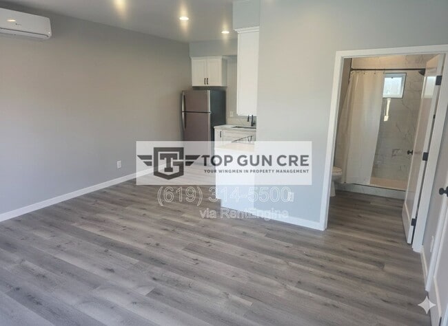 Building Photo - 4866 Fond Du Lac Ct