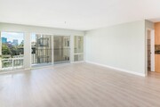 Photo - Beautiful Bankers Hill 2 bedroom condo Unit 5F