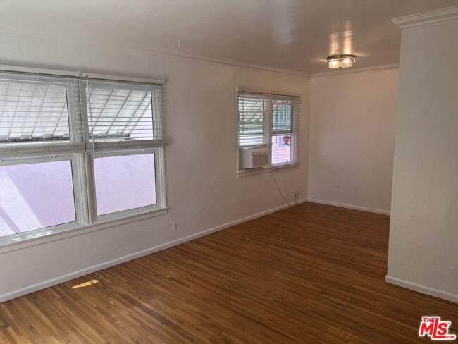 Photo - 4277 Tujunga Ave Unit 4277.5