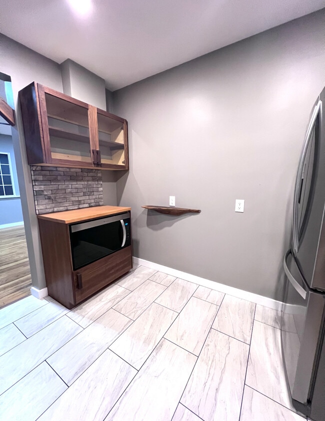 Photo - 3547 E Green St Unit A