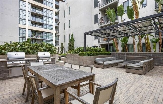 Photo - 2424 Nolita Unit 215