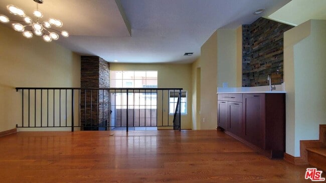 Photo - 7320 Balboa Blvd Unit 123