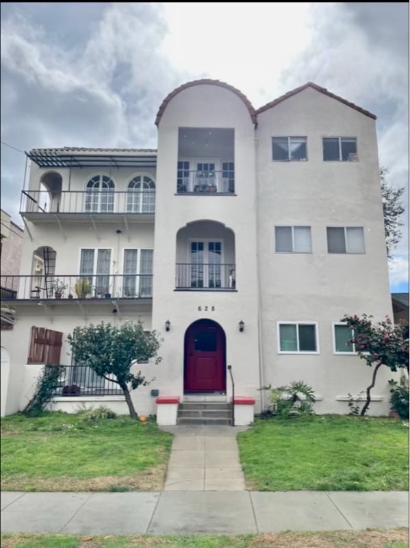 Building Photo - 628 E Elk Ave Rental