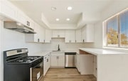 Photo - Stylish & Spacious: Newly Renovated 3 Bedr... House