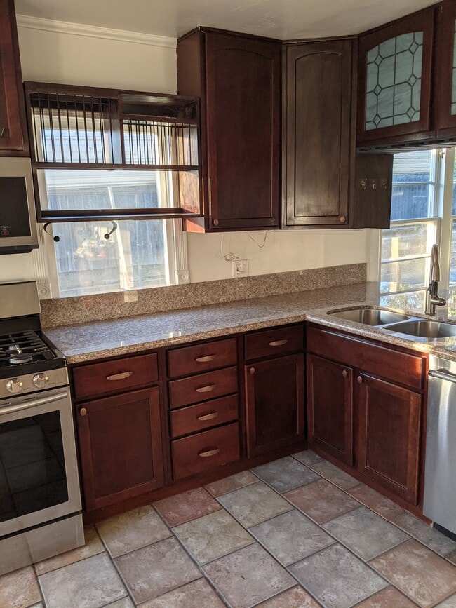 Photo - 931 Rock Springs Rd