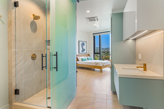 Photo - 6401 Wilshire Blvd Unit 605C