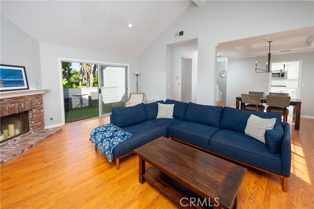 Photo - 1806 Carnegie Ln