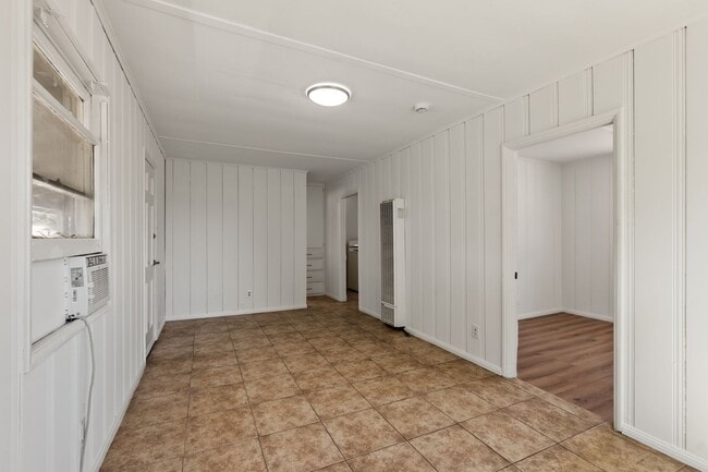 Photo - 4204-4216 E Washington Ave Unit 4216B