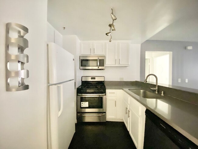 Photo - Rampart Village Apartments