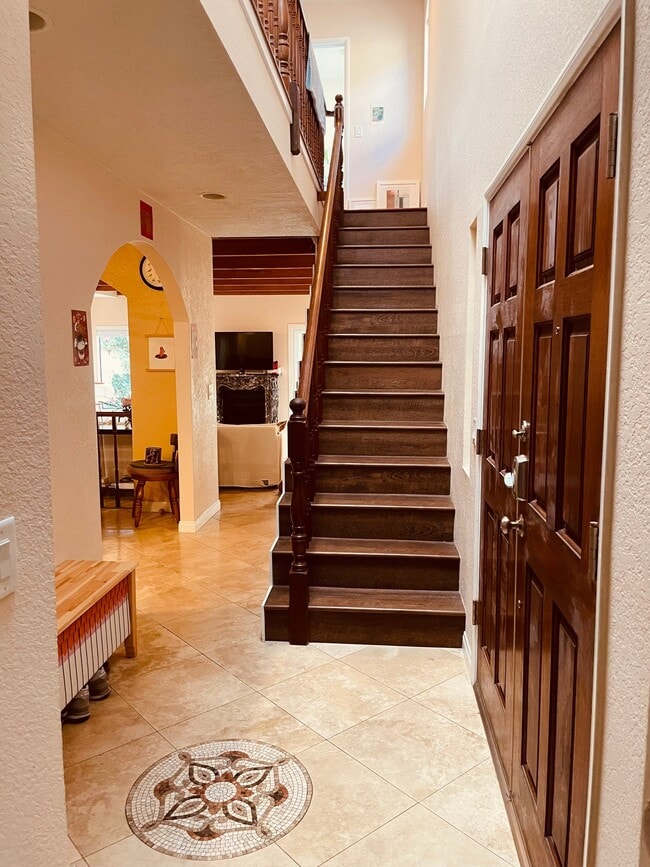 Photo - 1617 Morgan Ln