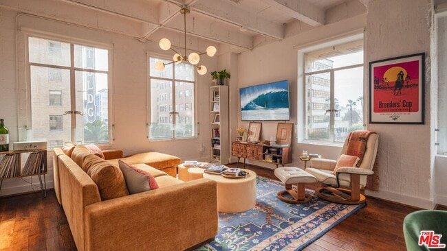 Photo - 6253 Hollywood Blvd Unit 402