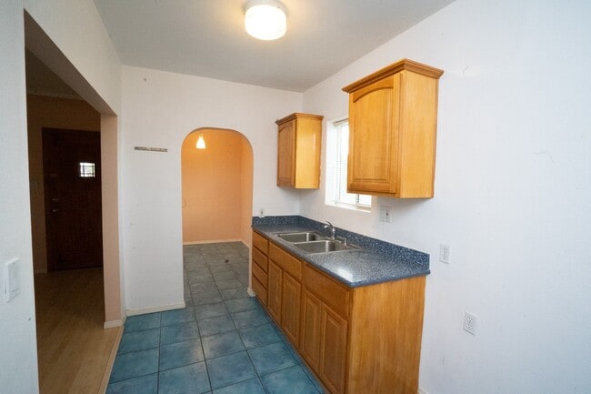 Photo - 1604-1606 S PALM AVE Unit 1604 1/2