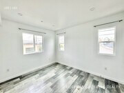 Photo - 158 N Mariposa Ave