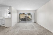 Photo - 934 6th St Apartments