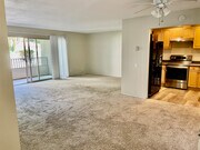 Photo - 2530 Clairemont Dr House