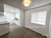 Photo - 2056 N Ventura Rd Unit #3