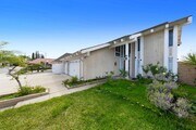 Photo - Gorgeous Cul-De-Sac Huntington Beach Home  — Biking Distance to the Beach!