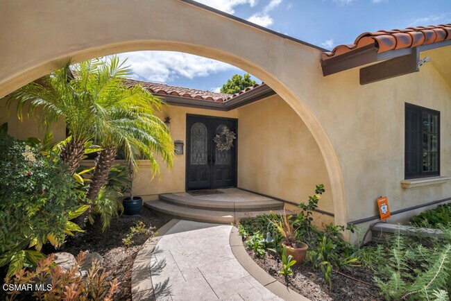 Photo - 2076 Hillsbury Rd