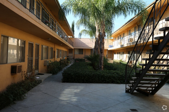 Photo - 4415 Ocean View Blvd