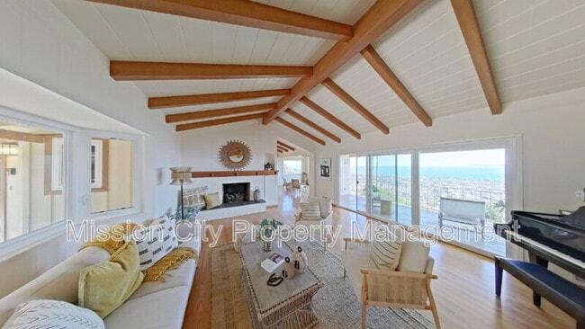 Photo - 1227 Viscaino Rd