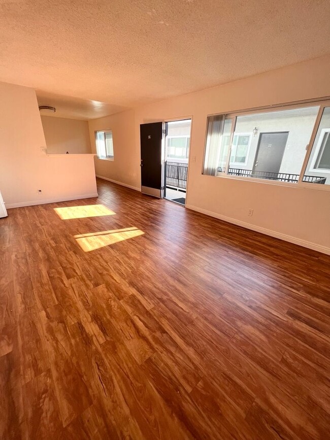Photo - Welcome to the Beautiful Cameo Apartments in Prime Torrance