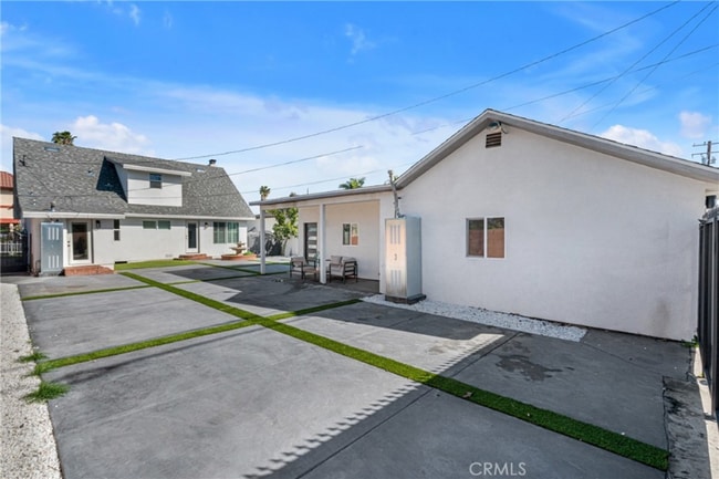 Photo - 6261 Homewood Ave