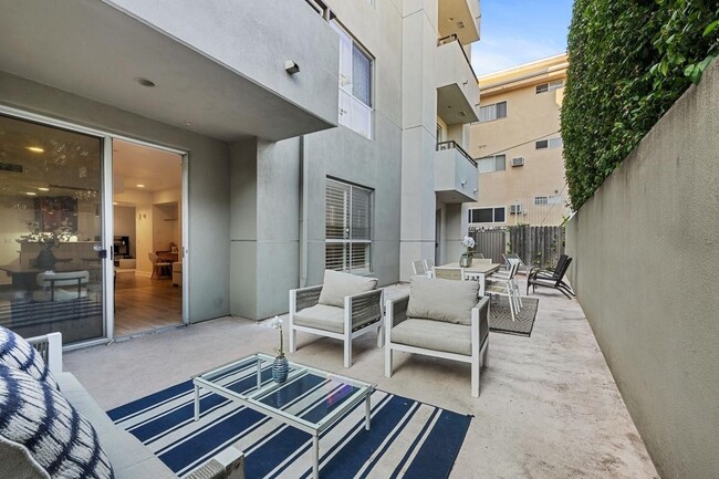 Photo - 2240 S Beverly Glen Blvd Unit 102