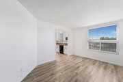 Photo - 506 Palm Ave Townhome