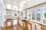 Photo - 1812 1st St House