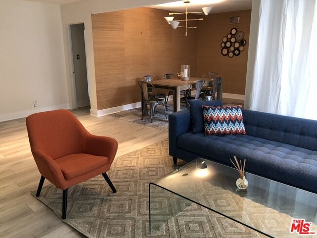 Photo - 1114 23rd St Unit 3