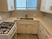 Photo - 5820 W Olympic Blvd Apartment Unit 4