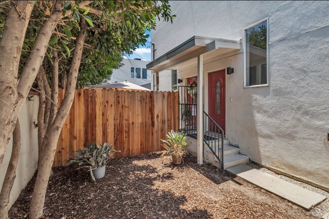 Photo - 1846 S Curson Ave Unit 1846