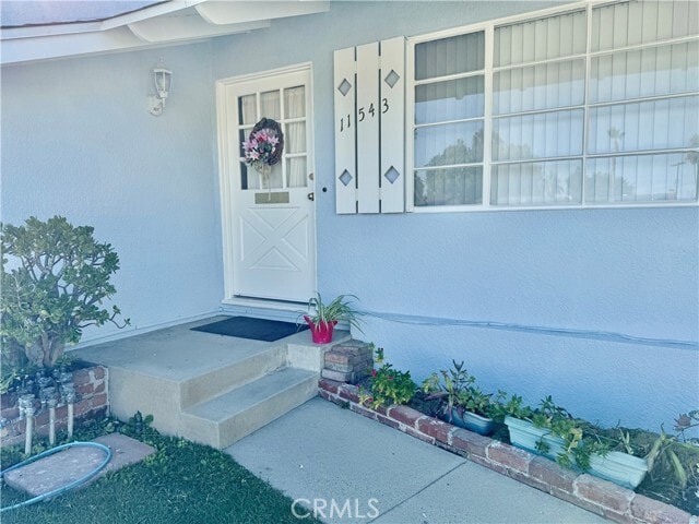 Photo - 11543 Swinton Ave