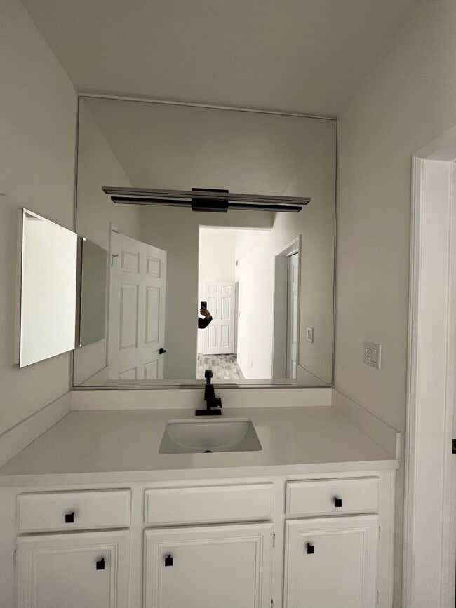 Photo - 5260 Premiere Hls Dr Unit 205