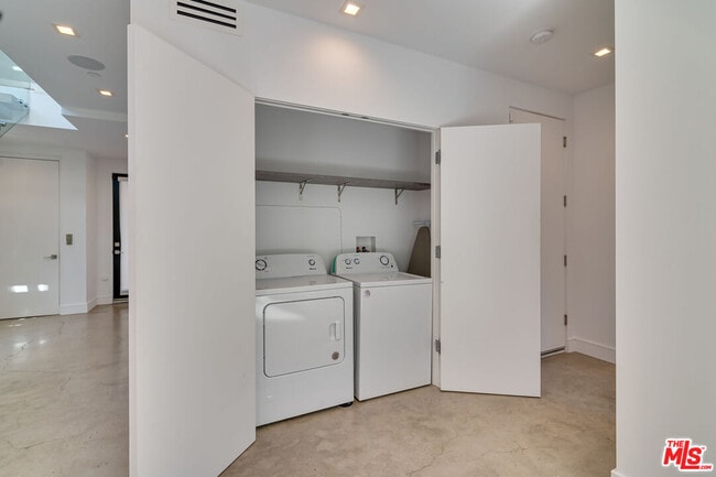 Photo - 11347 Mississippi Ave