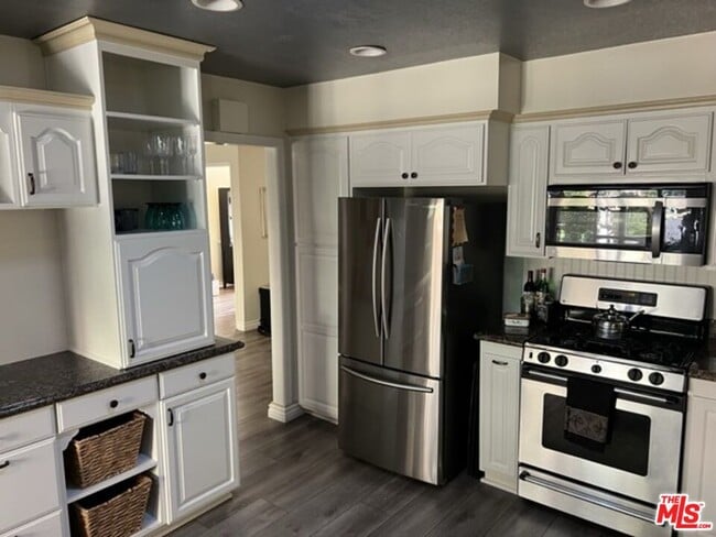 Photo - 729 Kenmore Cir