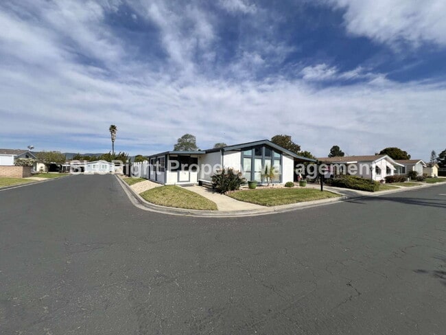 Building Photo - AVAILABLE SEPTEMBER - MOVE IN SPECIAL RATE- 55+ Community - 2 Bed / 2 Bath Unit Casa Grande Senior Mobile Estates