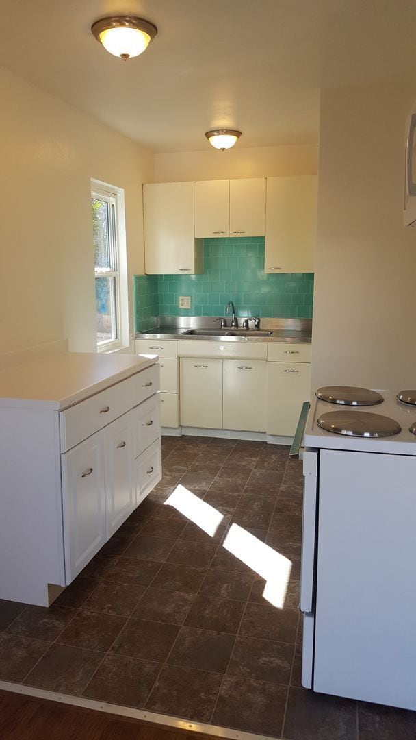 Photo - 1/2 Off 1St Month!! Vintage 1BR/BA Cottage with Garage and HUGE yard For Rent