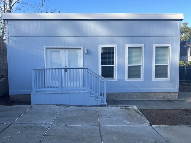 Front - 953 E 4th Ave House