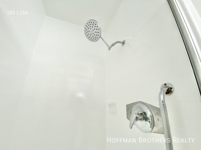 Photo - 3956 Stevely Ave Unit 6