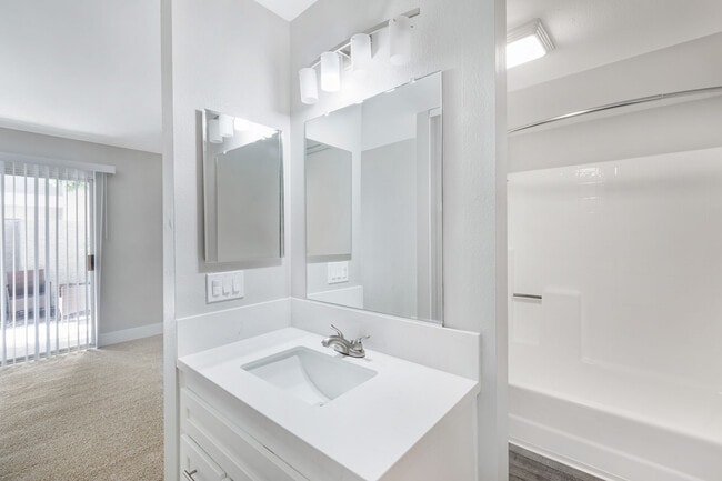 Photo - 310 Jefferson Apartments