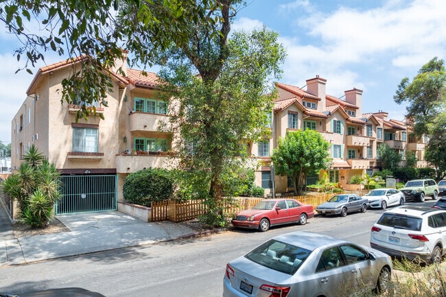 A & J Investments - A & J Investments Apartments