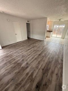 Building Photo - Corona Apts- 19530 Unit D