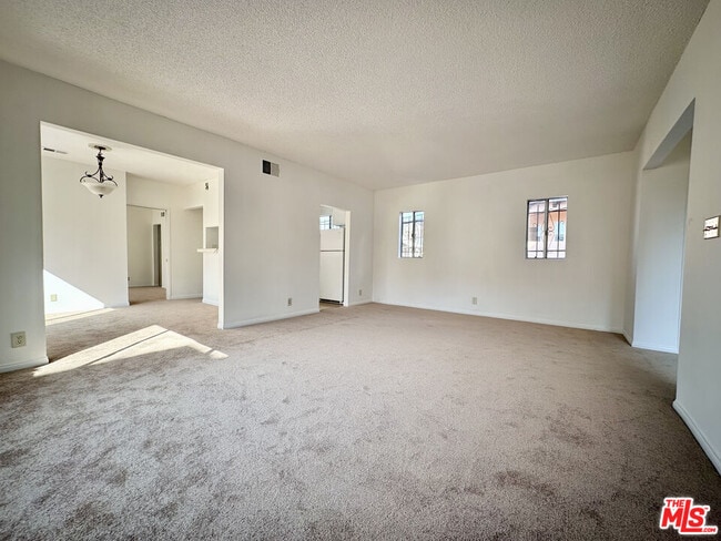 Photo - 6069 1/2 Cashio St